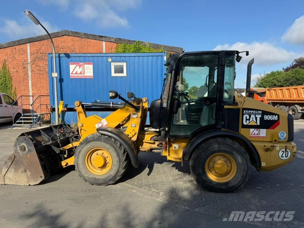 CAT 906M  1831h Cargadoras sobre ruedas