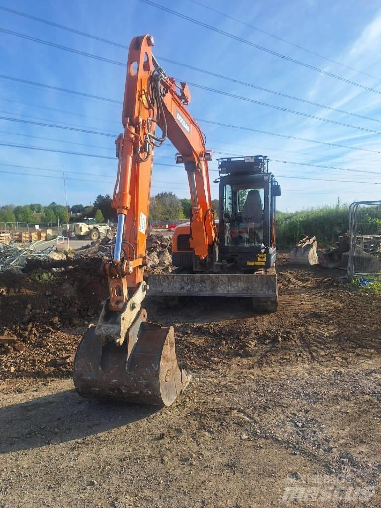 Doosan DX 85 R Excavadoras 7t - 12t