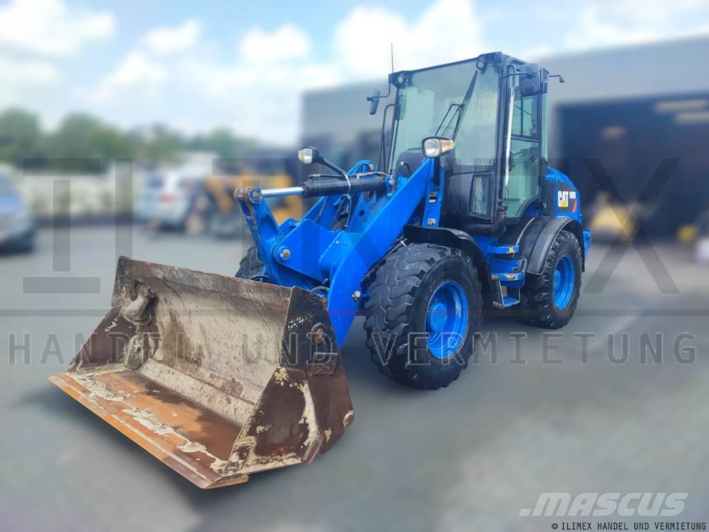 CAT 908 M Cargadoras sobre ruedas