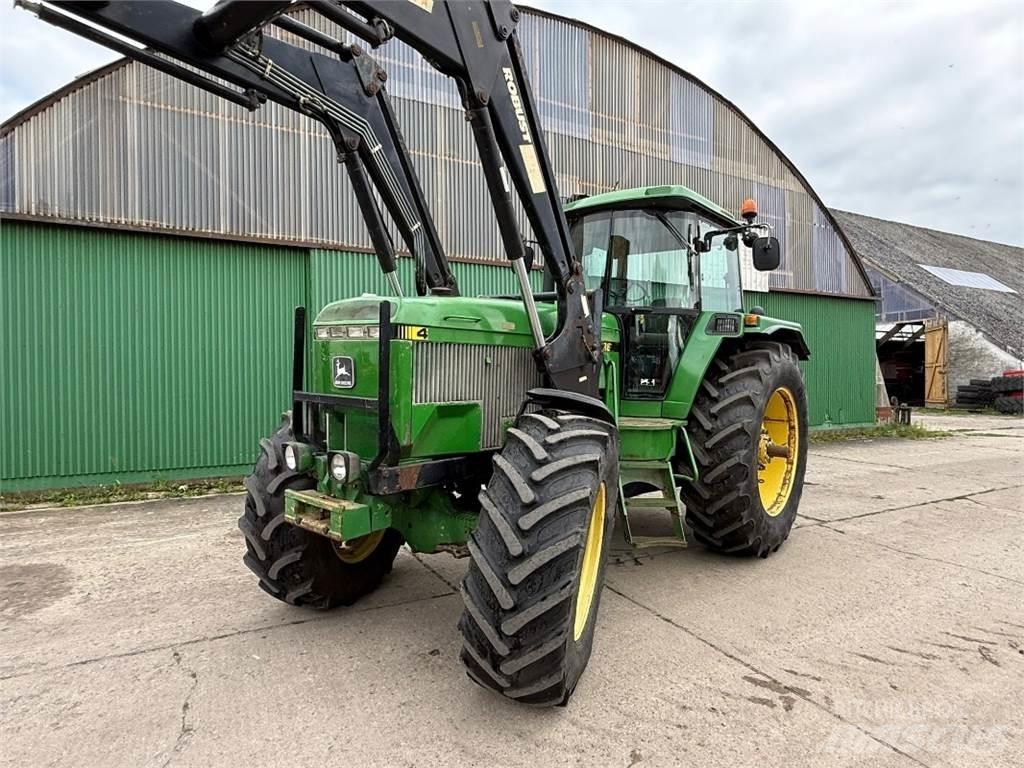 John Deere 4755 Tractores