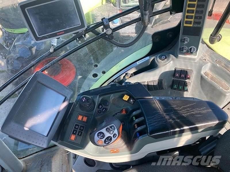CLAAS Axion 830 Tractores