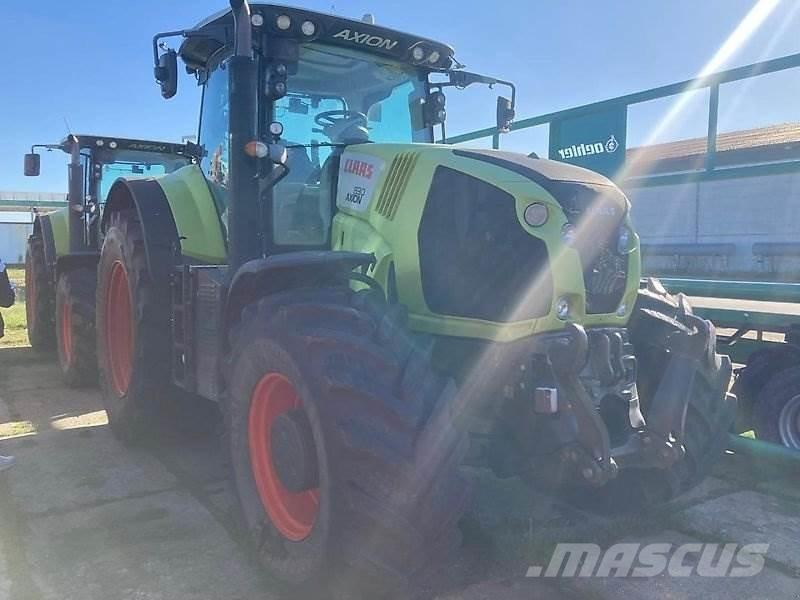 CLAAS Axion 830 Tractores