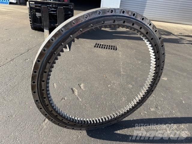 Volvo EW 140 BEARING Transmisión
