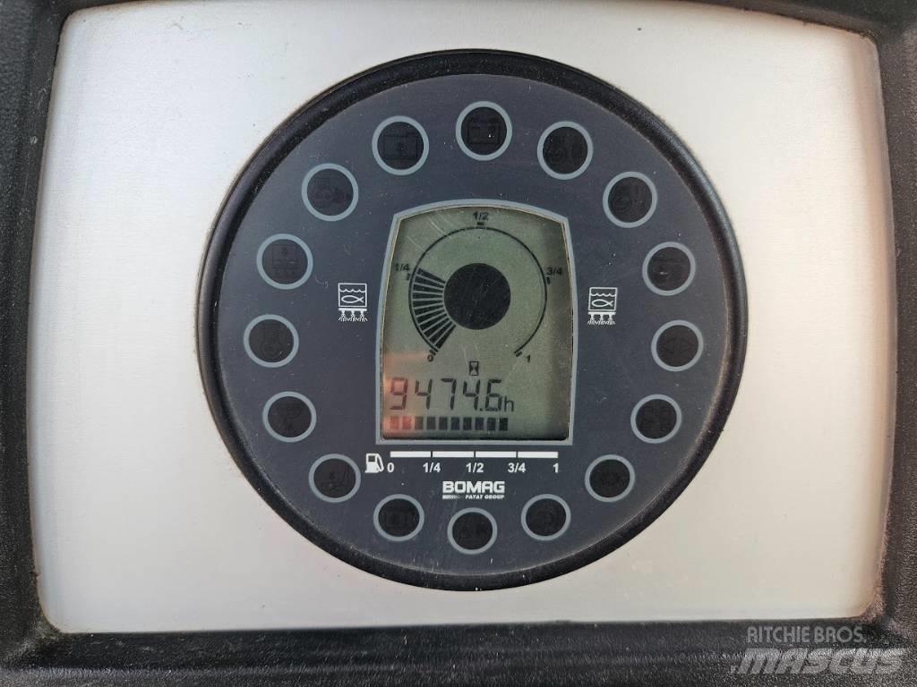 Bomag BW 174 A P-4 Rodillos de doble tambor