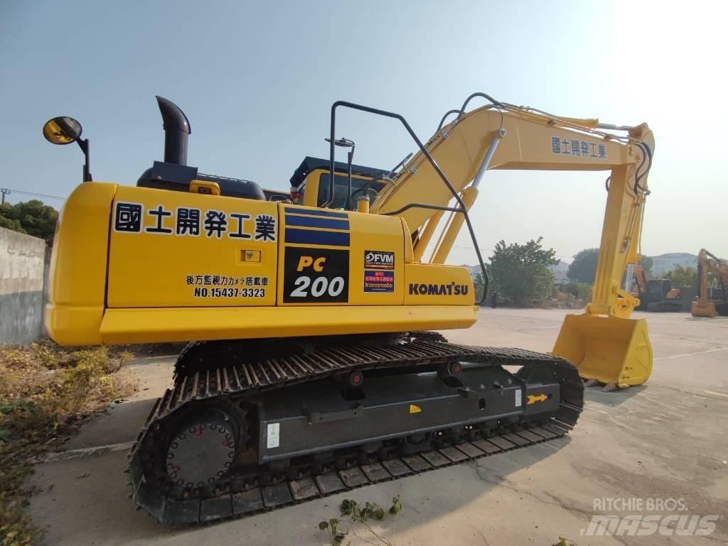 Komatsu PC 200-8 Excavadoras de cadenas
