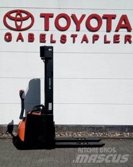 Toyota BT SWE145L Apiladores eléctricos