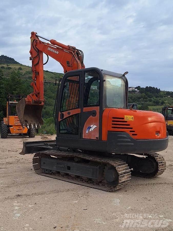 Doosan SOLAR 75V Excavadoras especiales
