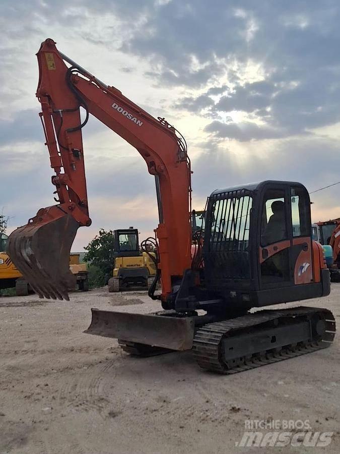 Doosan SOLAR 75V Excavadoras especiales