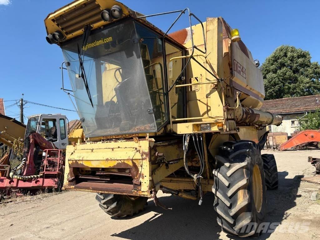 New Holland TF 44 Cosechadoras combinadas