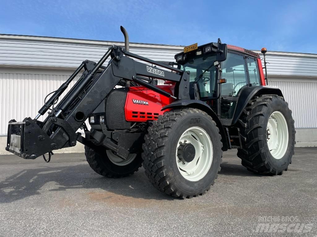 Valtra X 120 Tractores