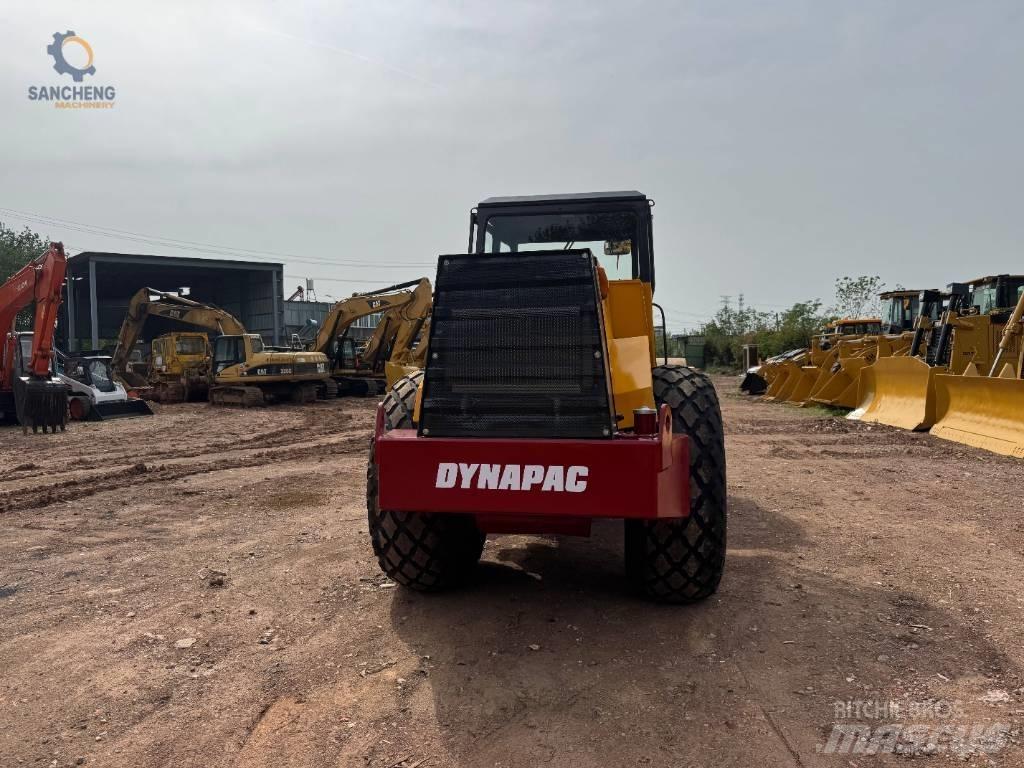 Dynapac CA 30 D Rodillos de un solo tambor