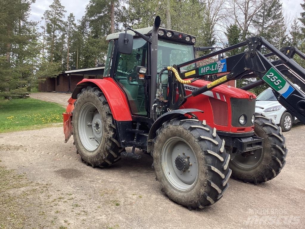 Massey Ferguson 5460 Tractores