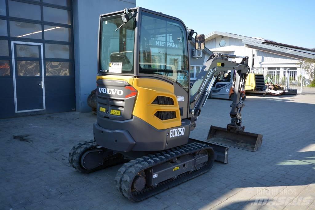 Volvo ECR 25 D Mini excavadoras < 7t