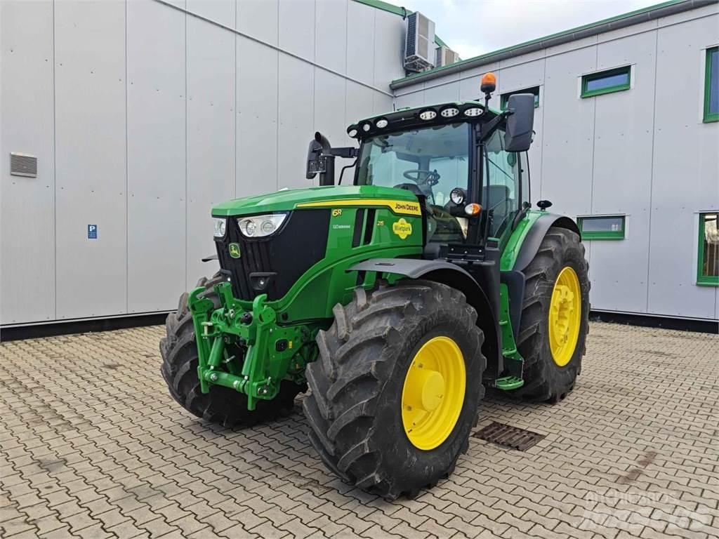 John Deere 6R 215 Tractores