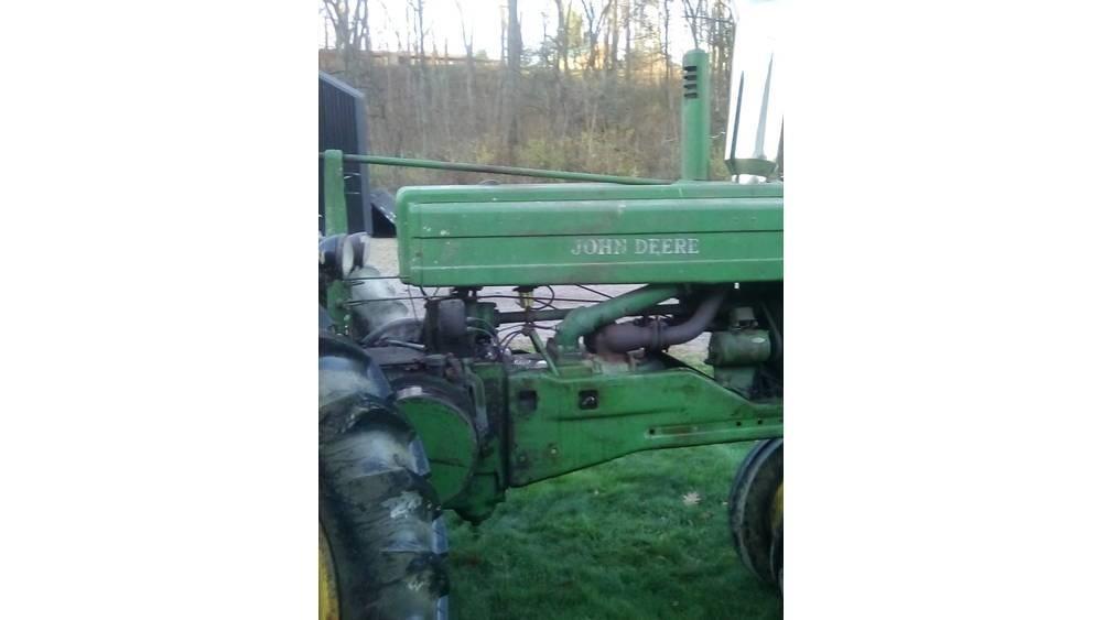 John Deere B Tractores