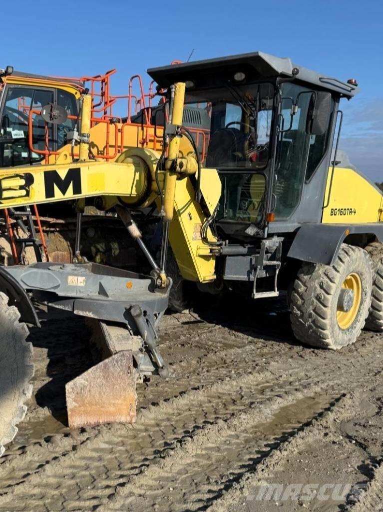 HBM BG140 TA-4 Motoniveladoras