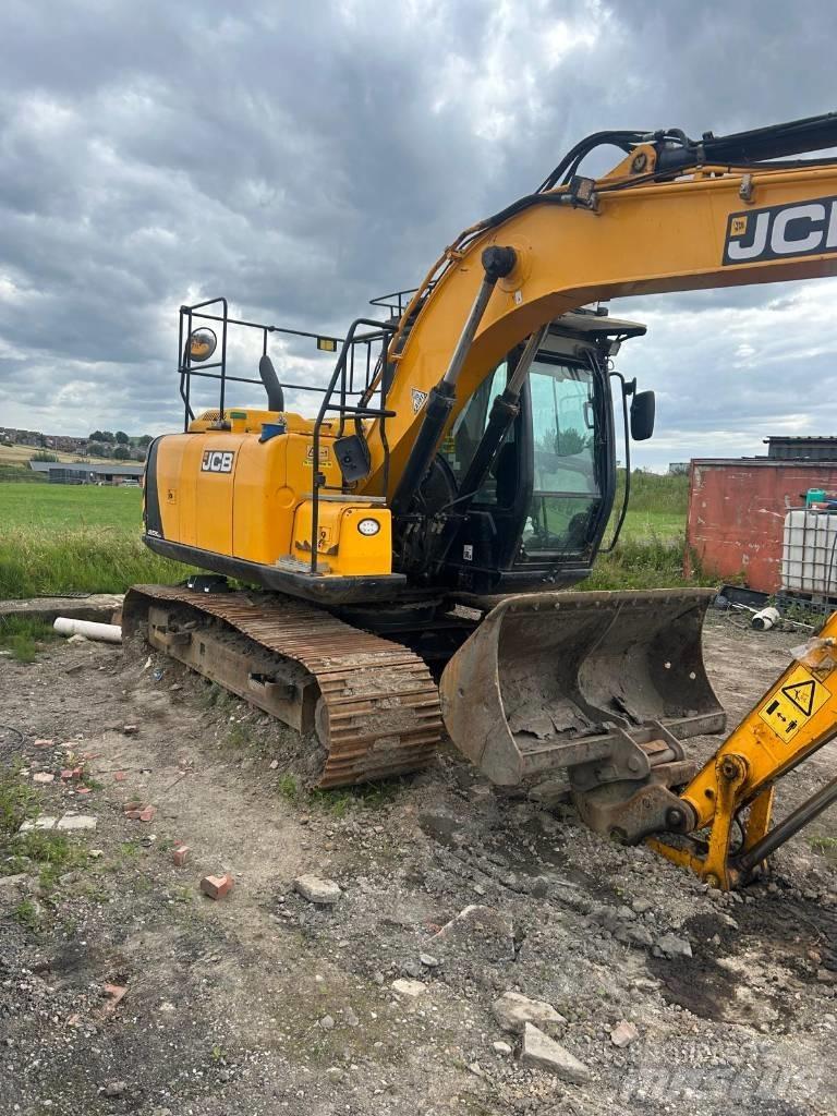 JCB JS 130 LC Excavadoras de cadenas