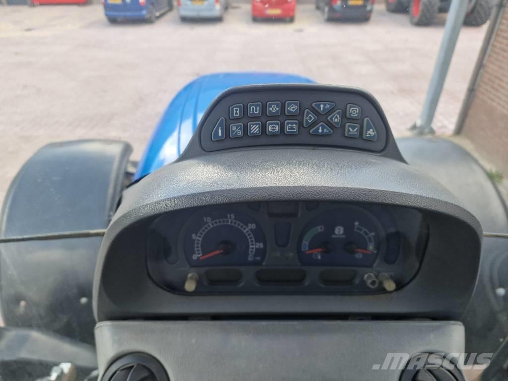 New Holland TS 135 A Tractores