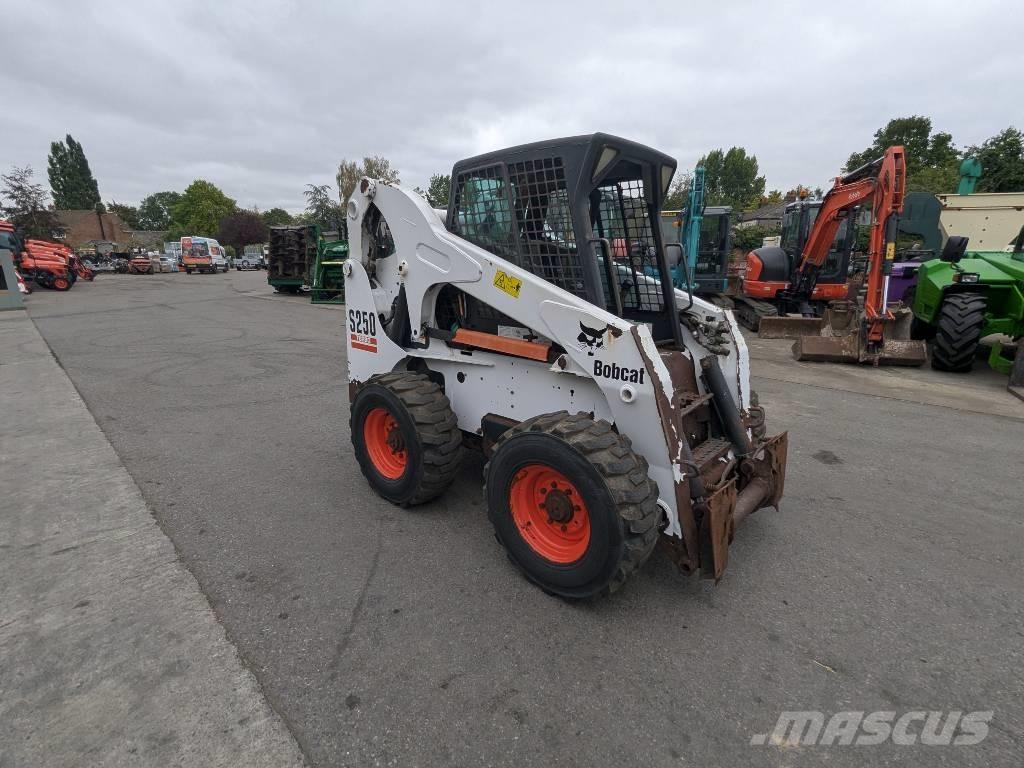 Bobcat S 250 Minicargadoras