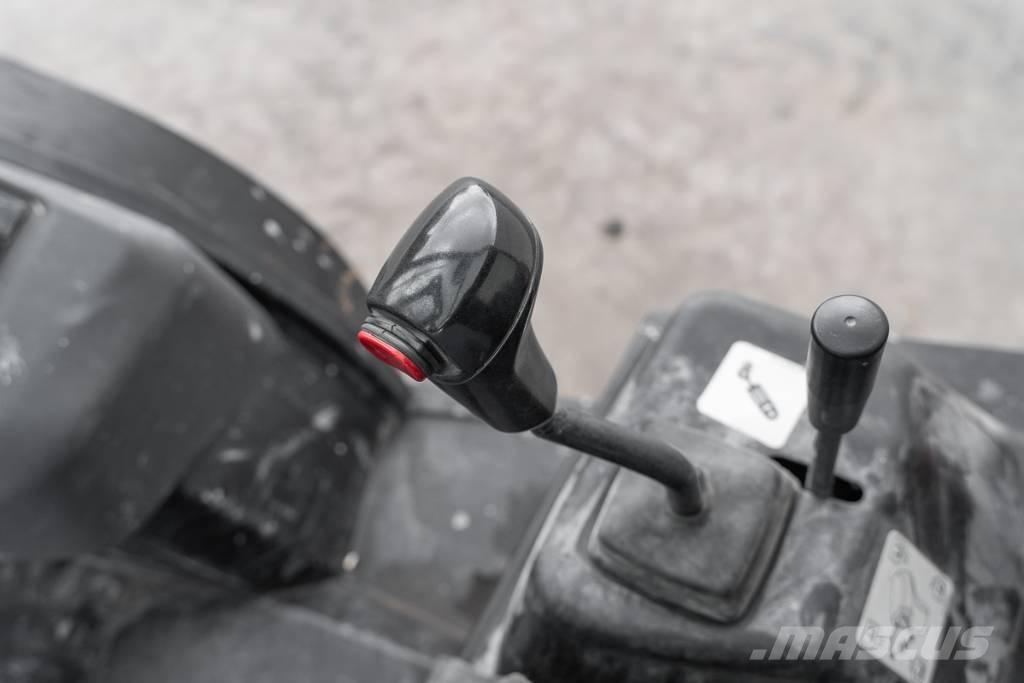 Manitou MC 30-4 Carretillas diesel