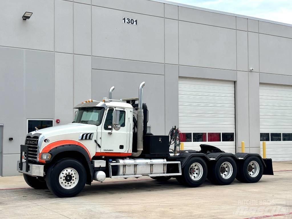 Mack GU 713 Grúas de vehículo
