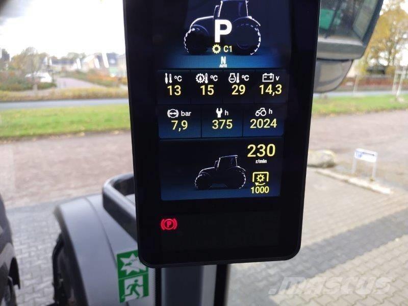 Valtra T235 Versu Tractores