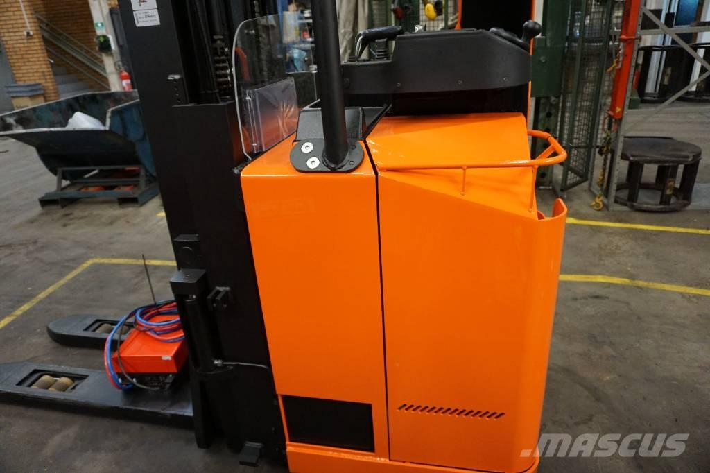 Toyota SSE160L Apiladores eléctricos autopropulsados