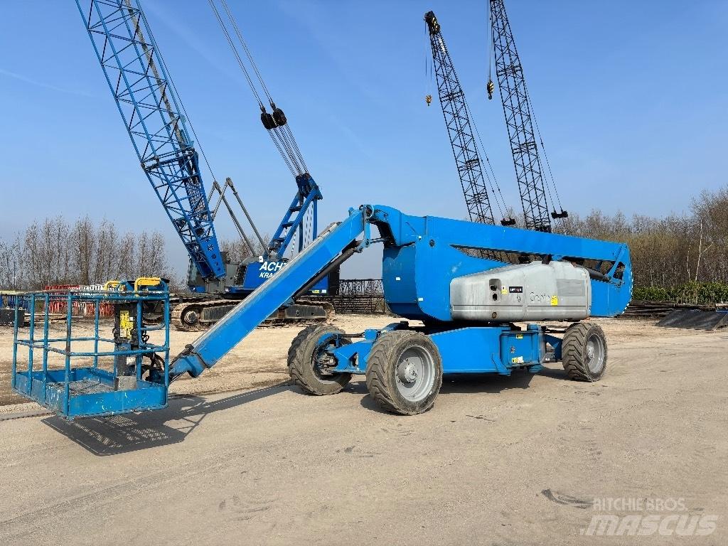 Genie Z 135/70 Plataforma de trabajo articulada