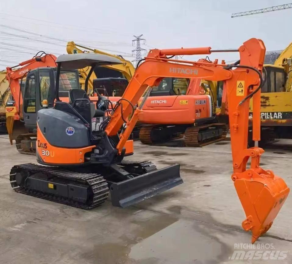 Hitachi ZX 30 U Mini excavadoras < 7t