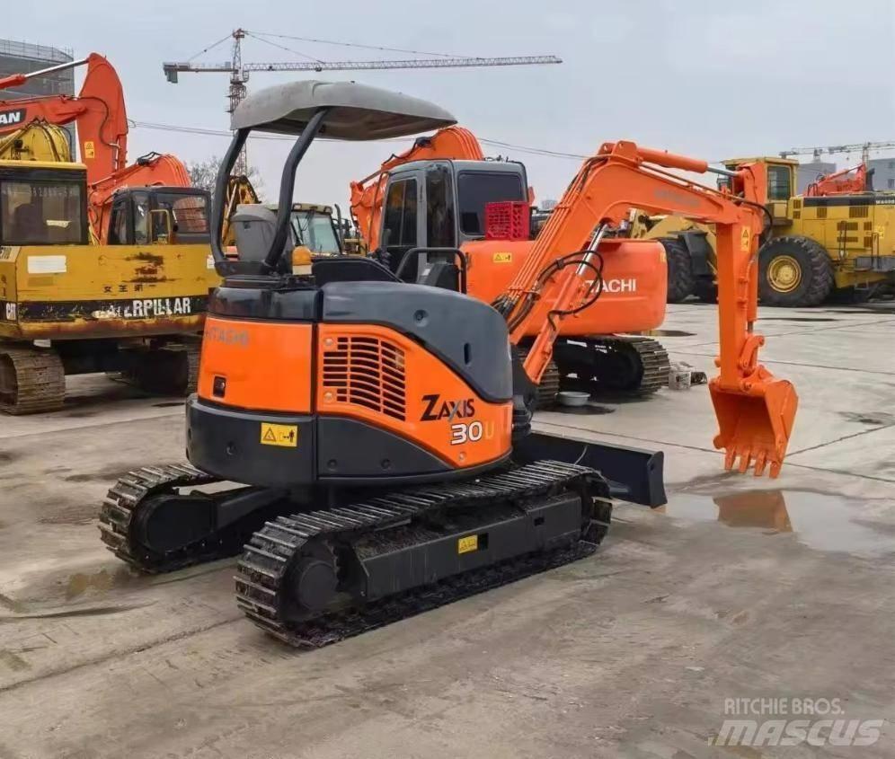 Hitachi ZX 30 U Mini excavadoras < 7t