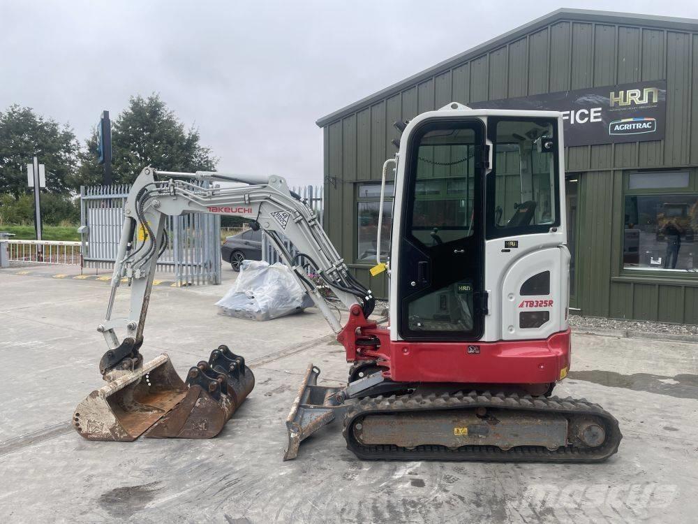 Takeuchi TB 325 R Mini excavadoras < 7t