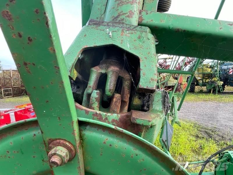 Kuhn GF6301 MH Rastrillos y henificadores