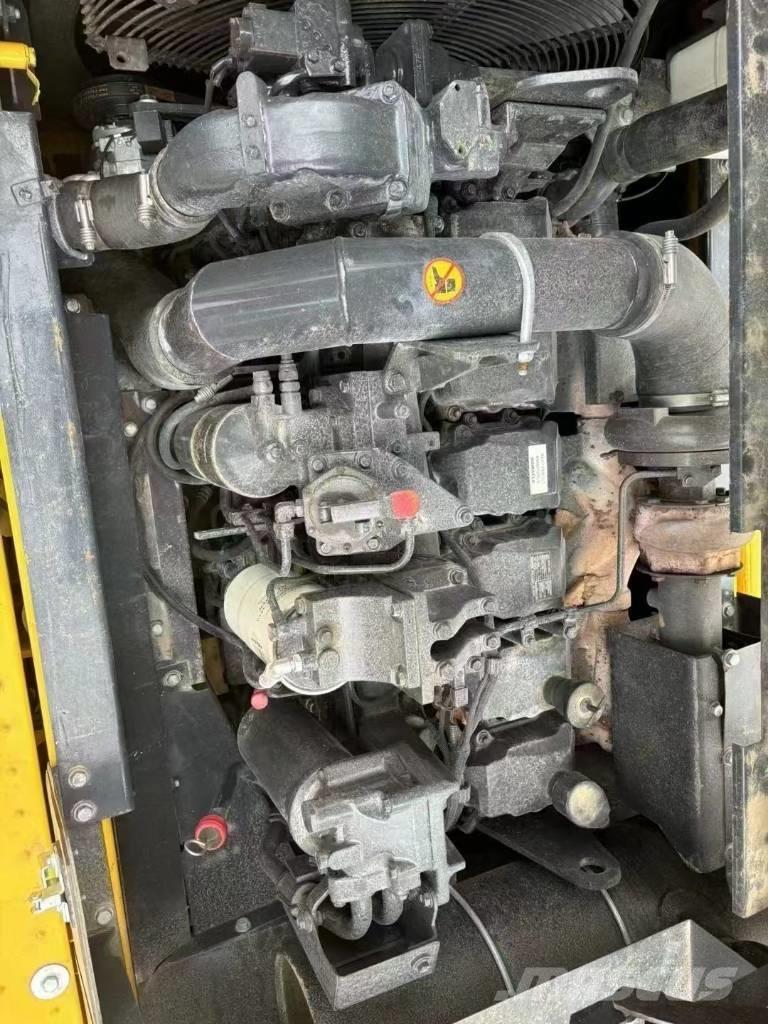 Komatsu 400-8R Excavadoras de cadenas