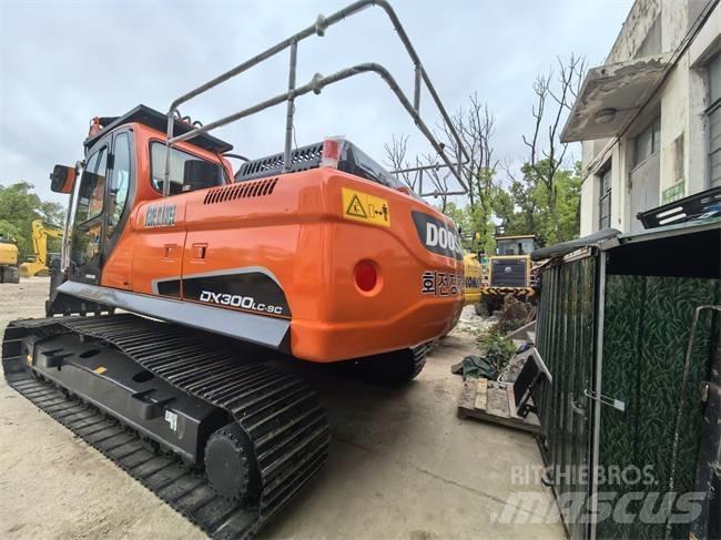 Doosan DX 300 LC Excavadoras de cadenas