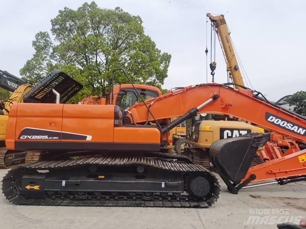 Doosan DX 225 LC-9C Excavadoras de cadenas
