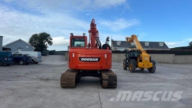 Doosan DX 140 LCR-3 Excavadoras de cadenas