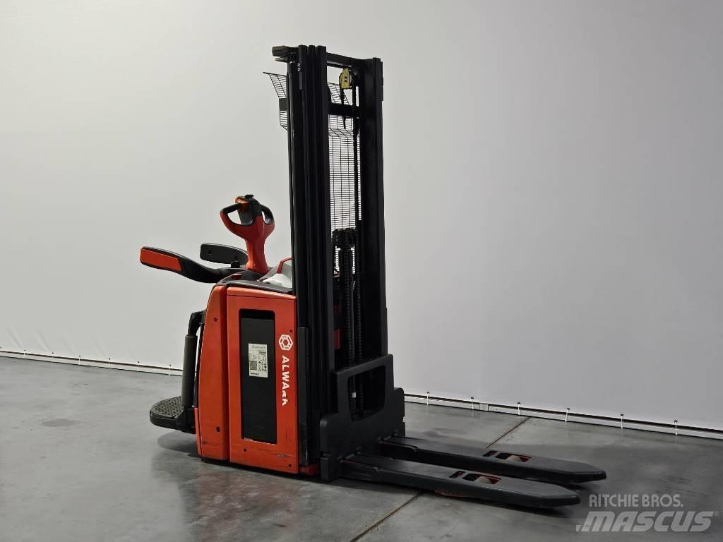 Linde L16AP Apiladores manuales