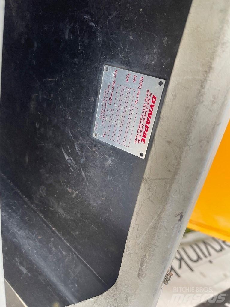 Dynapac CC 224 HF Rodillos de doble tambor