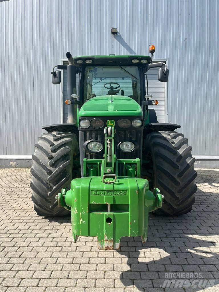 John Deere 8320 R Tractores