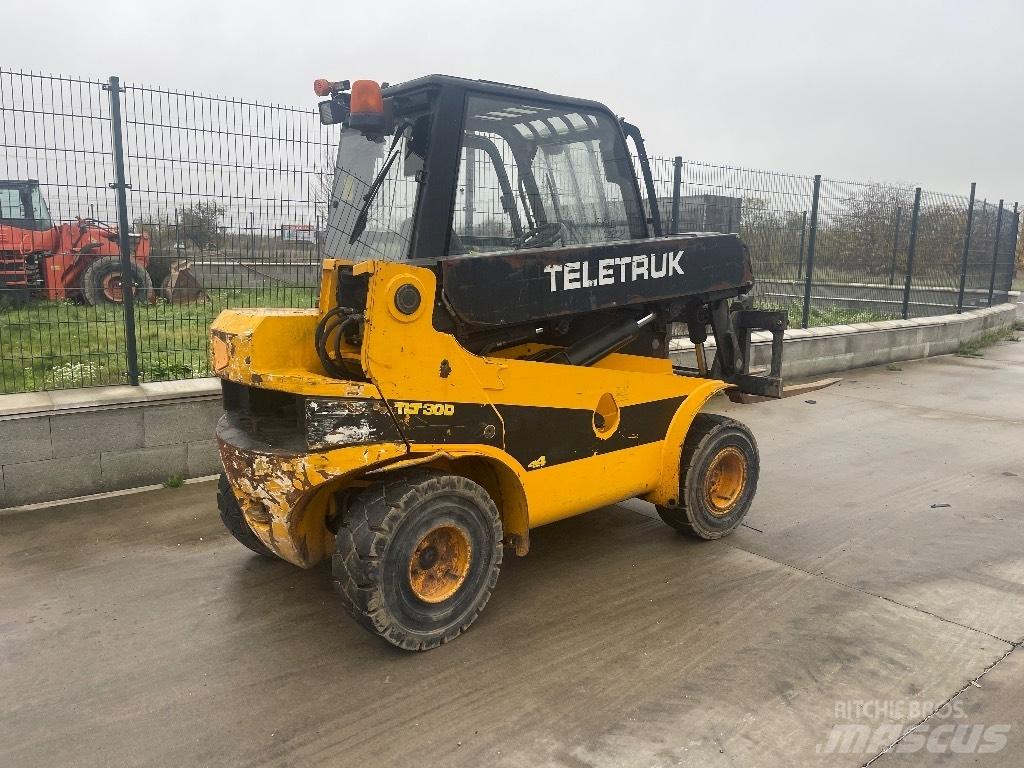 JCB TLT 30 D 4x4 !! Carretillas telescópicas