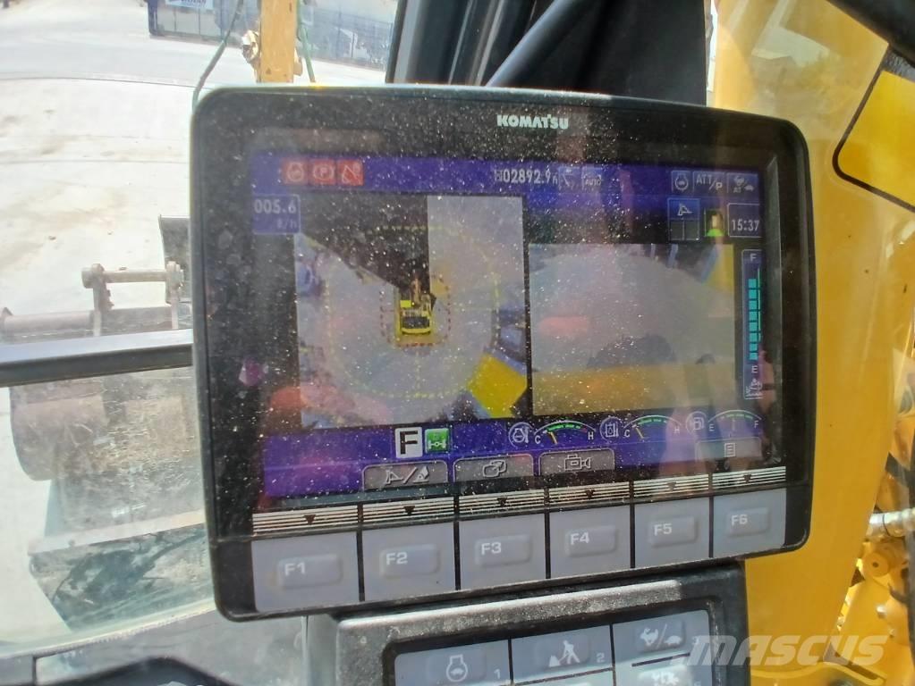 Komatsu PW 148-11 Excavadoras de ruedas