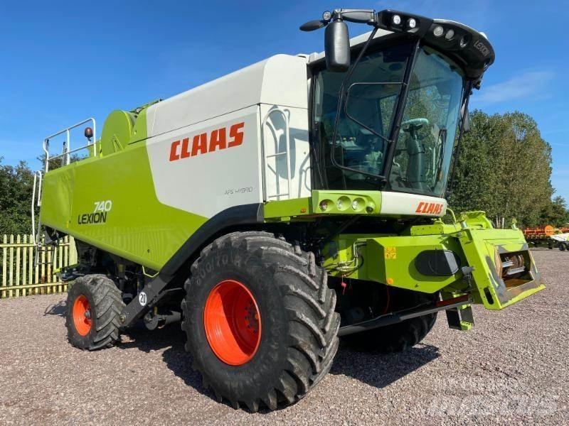 CLAAS LEXION 740 Cosechadoras combinadas
