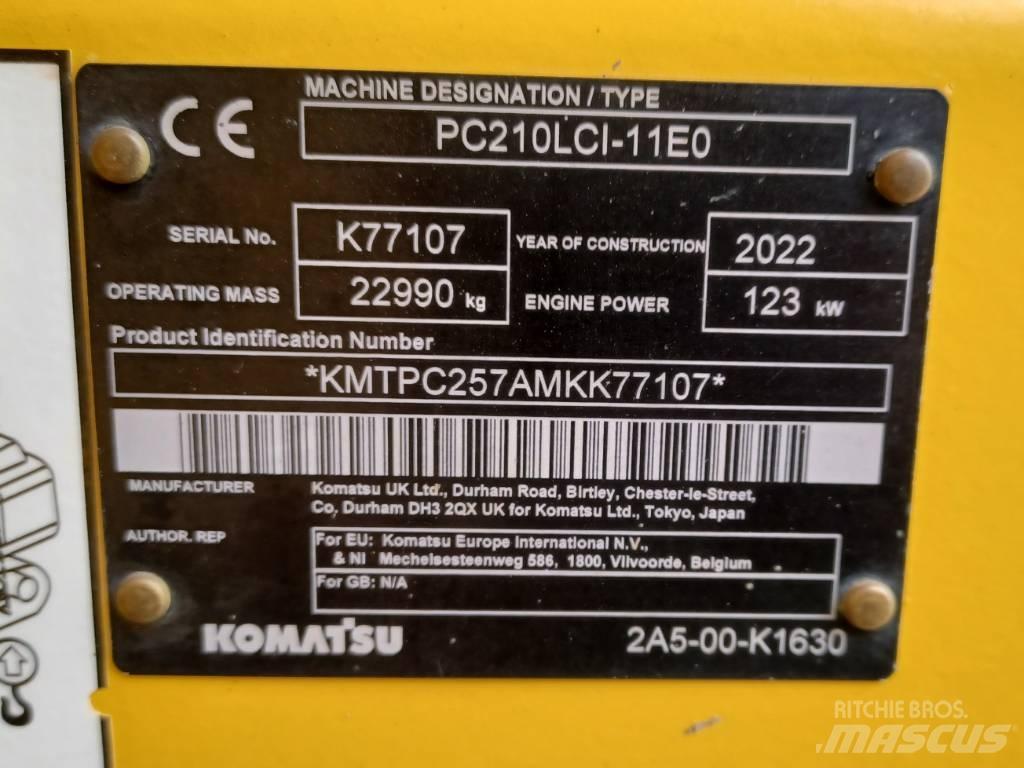 Komatsu PC210LCi-11 Excavadoras de cadenas