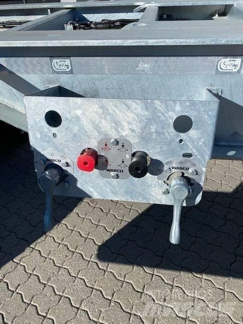  sayet usta con sl30 Remolques portacontenedores