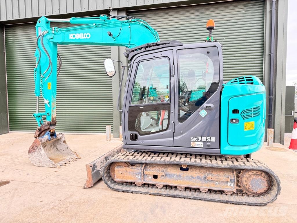 Kobelco SK75SR-7 Excavadoras 7t - 12t