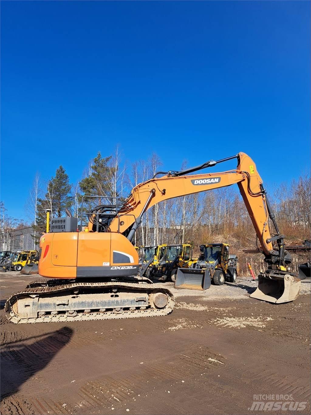 Doosan DX235LCR-5 Excavadoras de cadenas