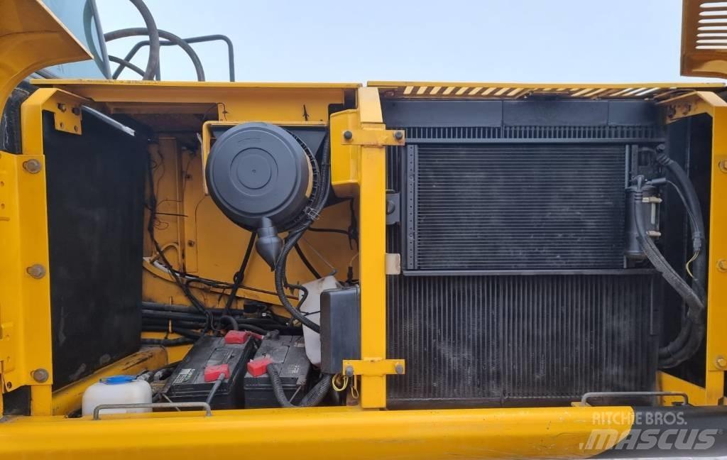 JCB JS 220 LC Excavadoras de cadenas