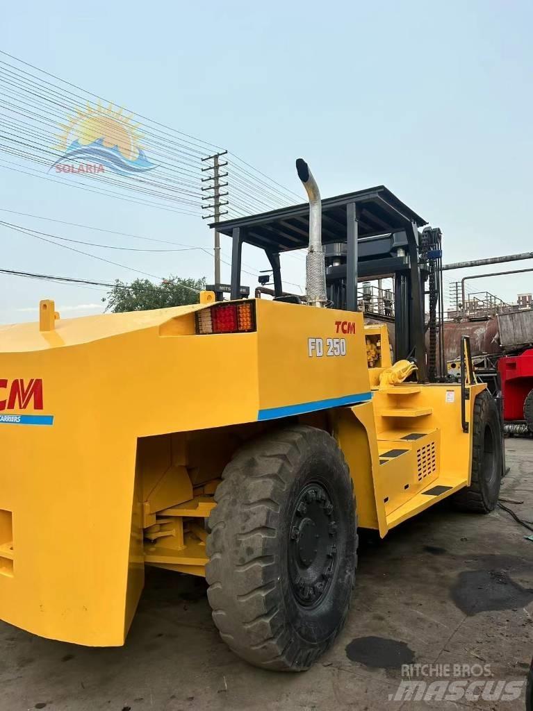 TCM FD 250 Carretillas diesel