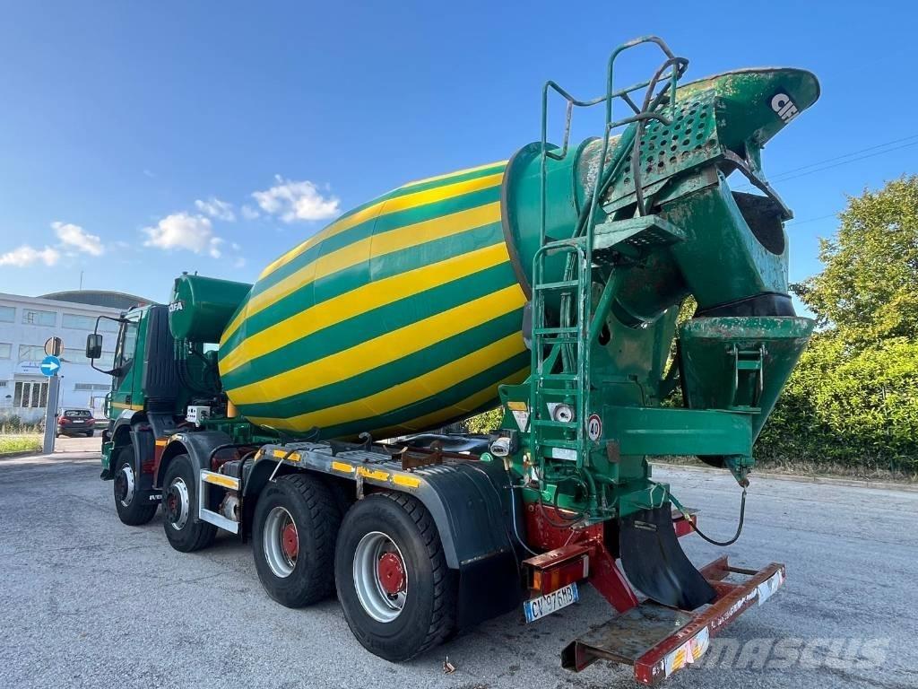 Iveco Trakker 440 Camiones hormigonera