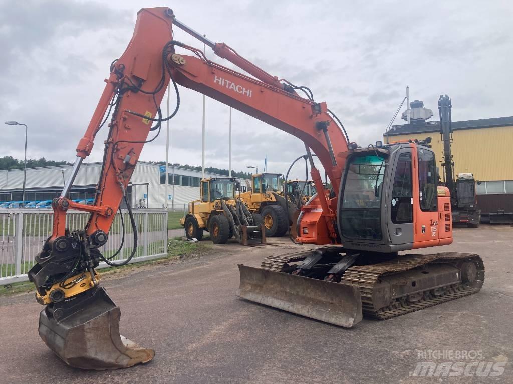 Hitachi ZX 135 US Excavadoras de cadenas